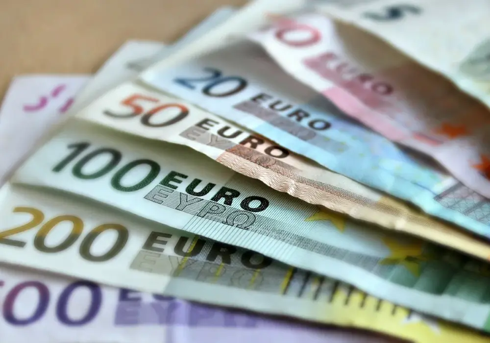 Jaką walutę używają w Holandii: wszystko co musisz wiedzieć o euro