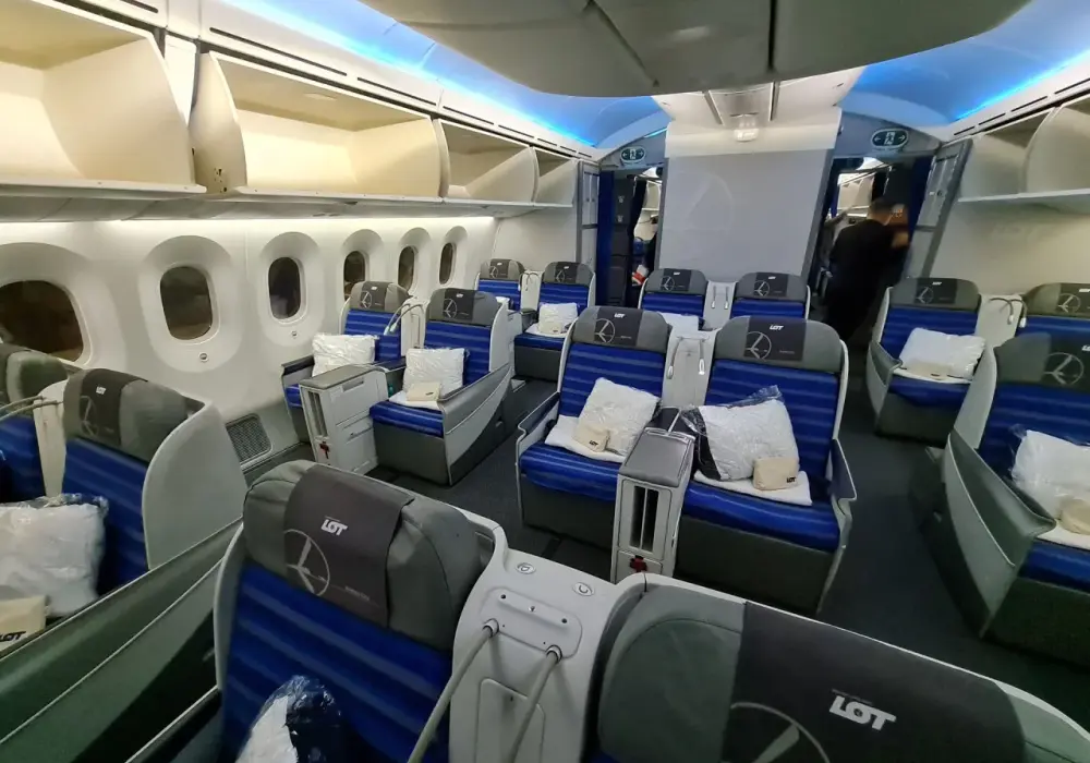 Dreamliner LOT-u na długim locie - kierunki, klasy i miejsca