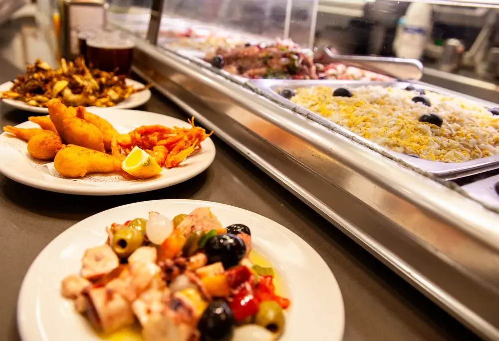 Gdzie tanio i dobrze zjeść w Walencji: 15 sprawdzonych restauracji od 2 EUR