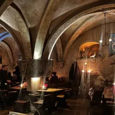 Najlepsze restauracje w Rydze: polecane miejsca gdzie zjeść w 2025