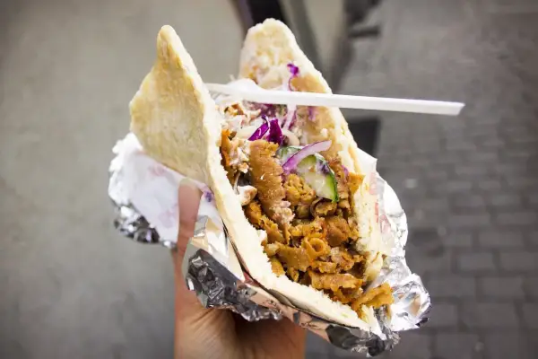 Gdzie jest kebab? Odkryj najlepsze miejsca na pysznego kebaba w Polsce